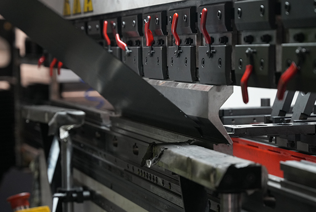 Tube bendingmachine pipe forming