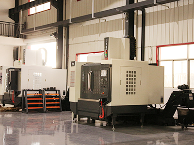 CNC machiningcenter 1580mm travel